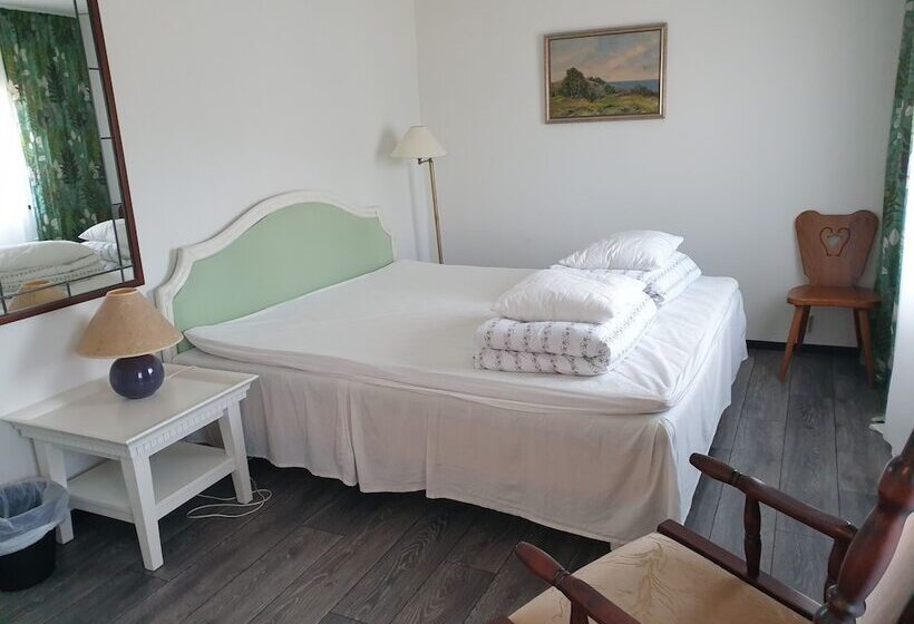 הוסטל Rum På österlen