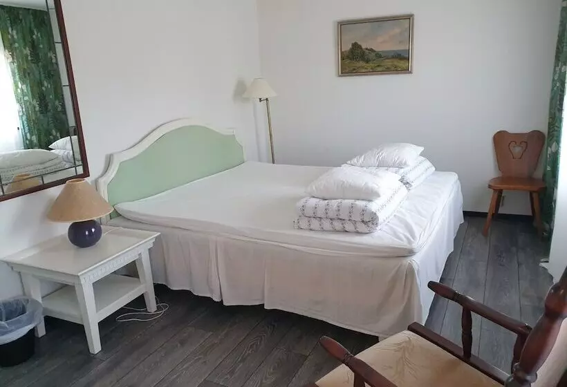 ユースホステル Rum På österlen