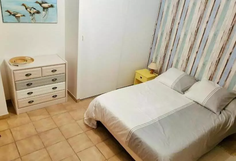 Aamiaismajoitus (B&B) Chambre Spacieuse Et Calme