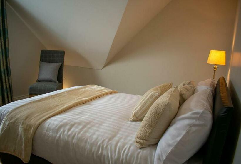 住宿加早餐  Drumlanaught Cottage Farnham