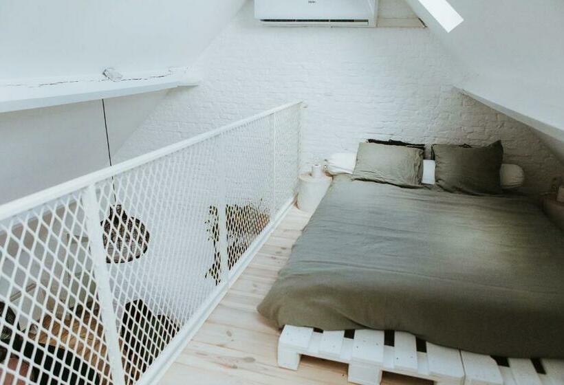 مبيت وإفطار Musa Antwerp