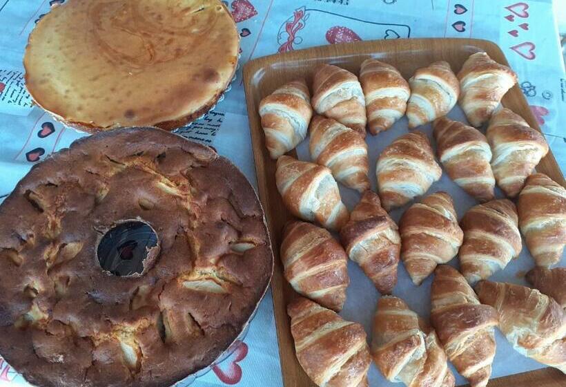 تختخواب و صبحانه Olimpo