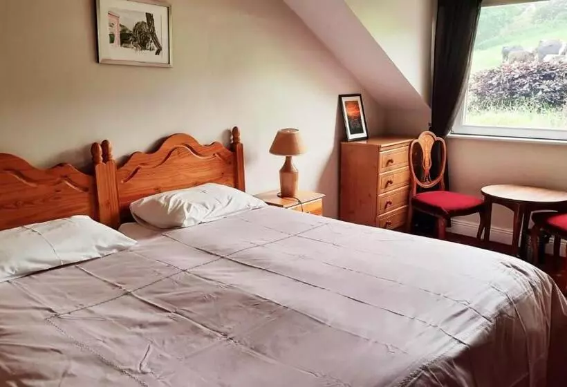 Bridgeview Farmhouse Bed And Breakfast