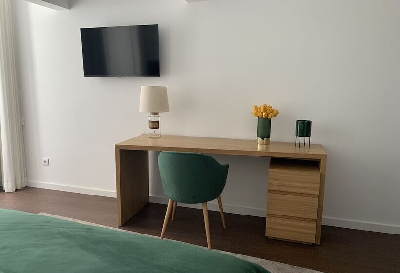 هتل Pharmacia Guesthouse