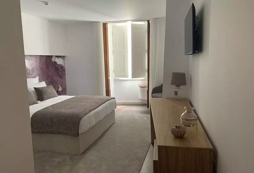 هتل Pharmacia Guesthouse