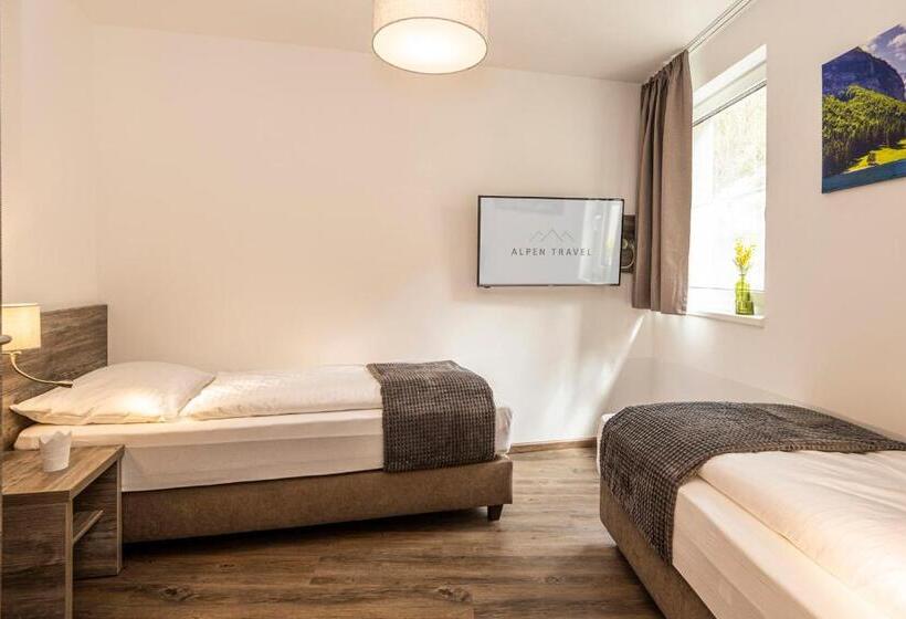 בית מלון כפרי Ski  & Sonnenresort Alpendorf By Alpentravel