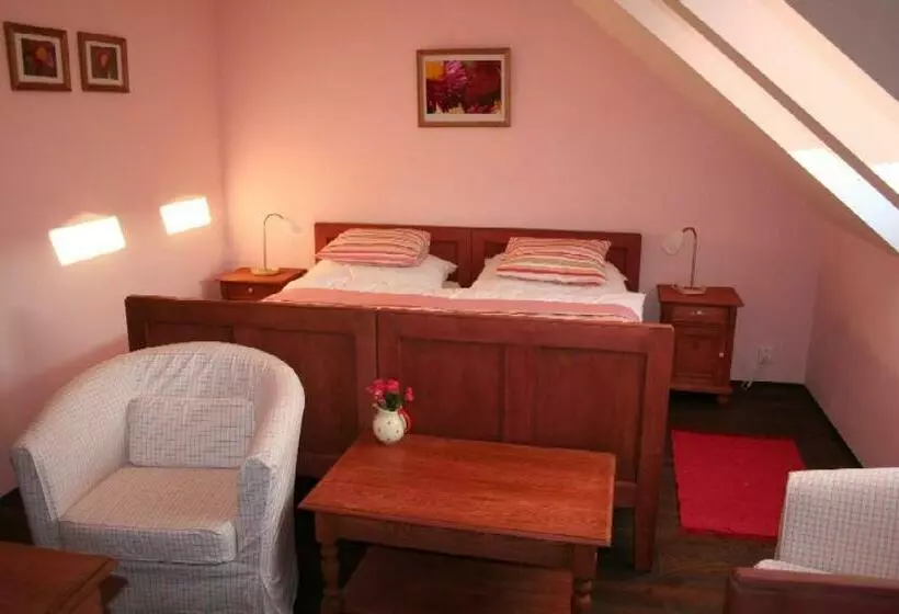 Majatalo Penzion Kvítko