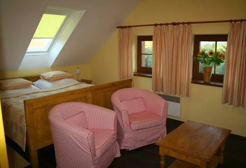 Majatalo Penzion Kvítko