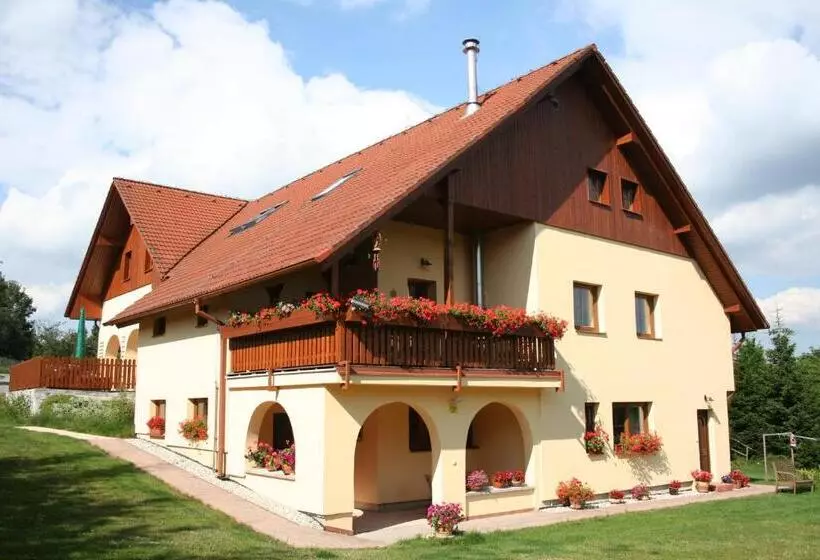 Majatalo Penzion Kvítko