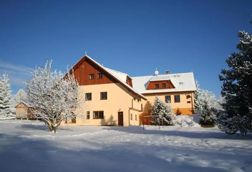 Majatalo Penzion Kvítko