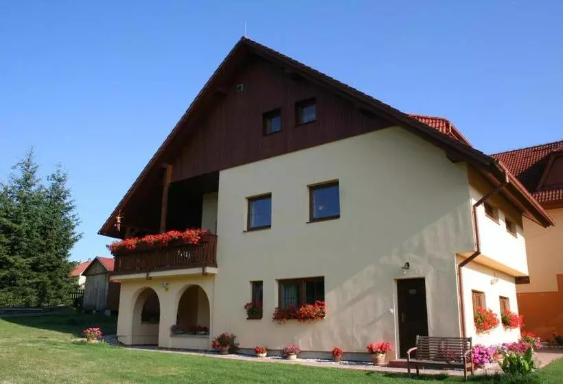 Majatalo Penzion Kvítko