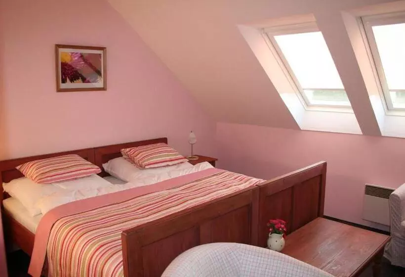 Majatalo Penzion Kvítko