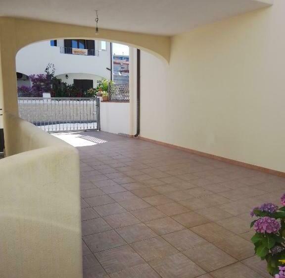 膳宿费 Vivere In Famiglia