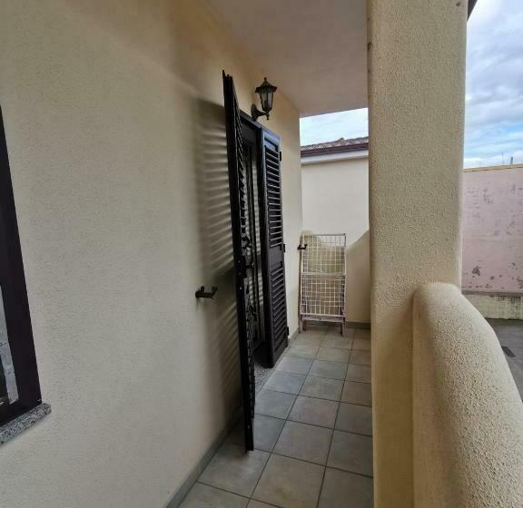 膳宿费 Vivere In Famiglia