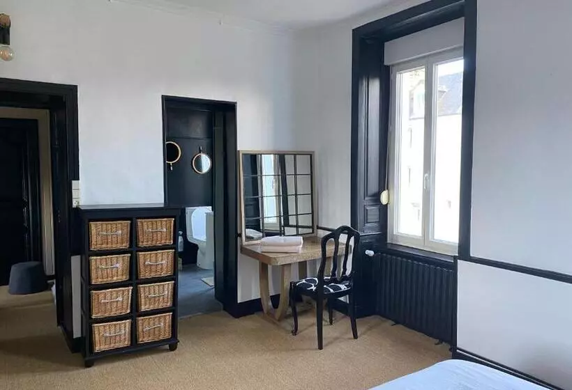 تختخواب و صبحانه Chambre Spacieuse Dans Maison Renovee