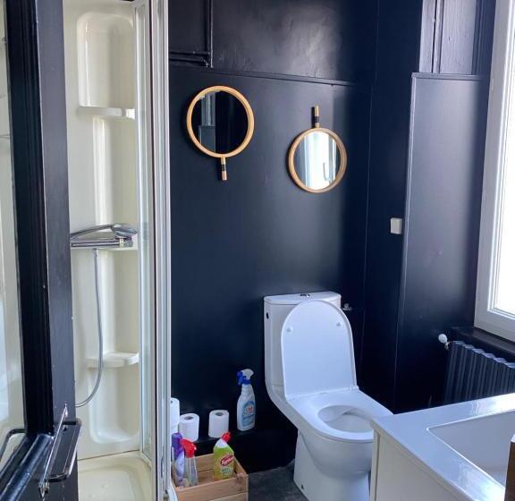 Bed and Breakfast Chambre Spacieuse Dans Maison Renovee