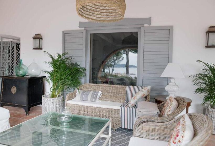 ベッドアンドブレックファースト Villa Dora