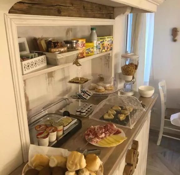 Laguna Suite B&b