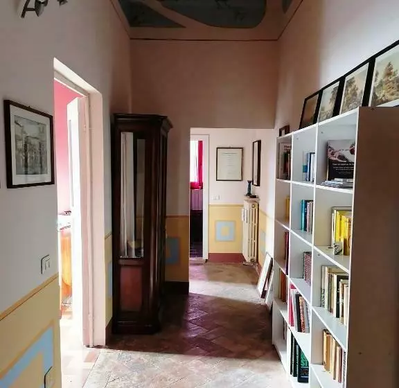 پانسیون Palazzo Valenti   Camere In Palazzo Rinascimentale