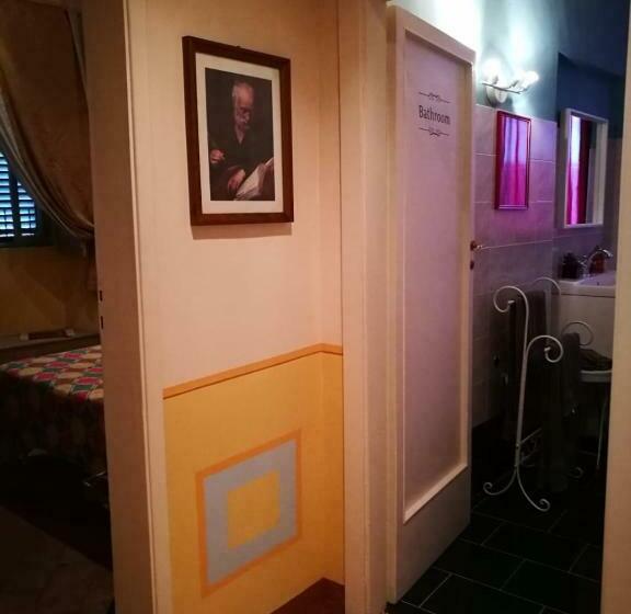 פנסיון Palazzo Valenti   Camere In Palazzo Rinascimentale