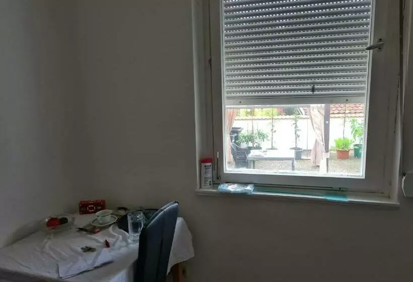 Majatalo Charmantes Helles Zimmer Zentrumnah Und Naturnah