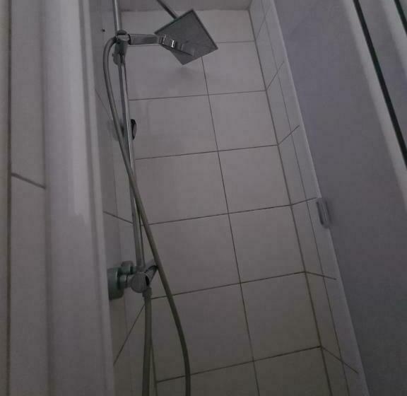 פנסיון Charmantes Helles Zimmer Zentrumnah Und Naturnah