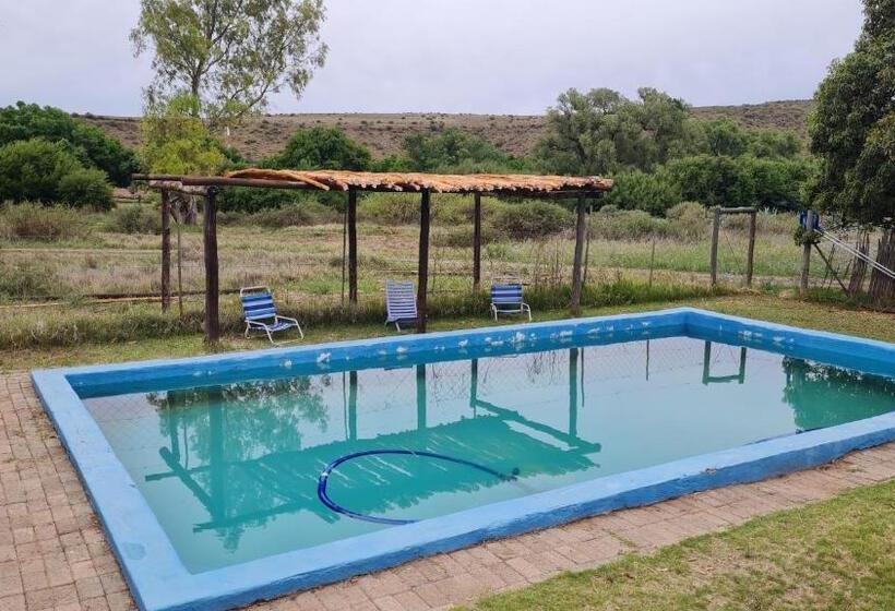 פנסיון Little Farms