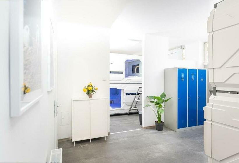 هاستل Space Home Apartment   City Center