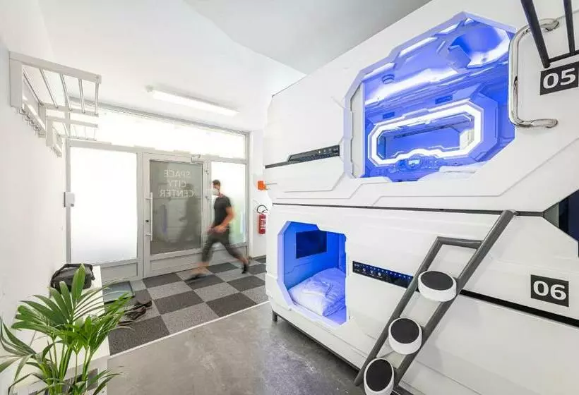 هاستل Space Home Apartment   City Center