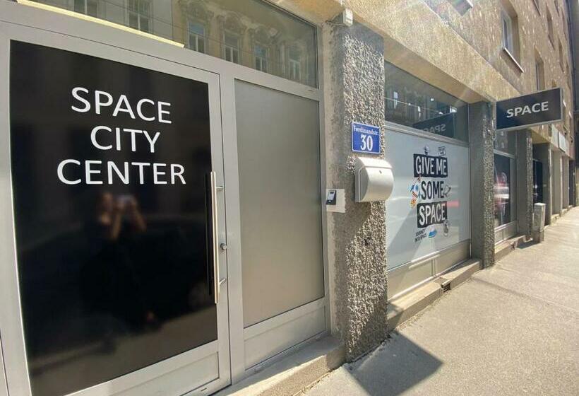 هاستل Space Home Apartment   City Center