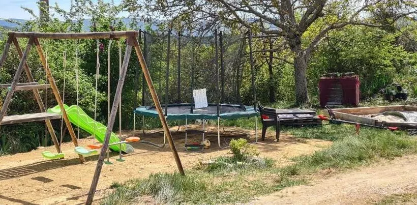 ベッドアンドブレックファースト Hébergements Insolites   Détente En Luberon