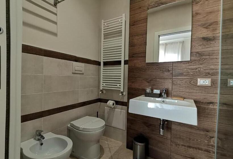 ベッドアンドブレックファースト Le Métro