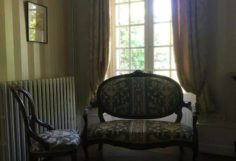 Aamiaismajoitus (B&B) Manoir De L Epine