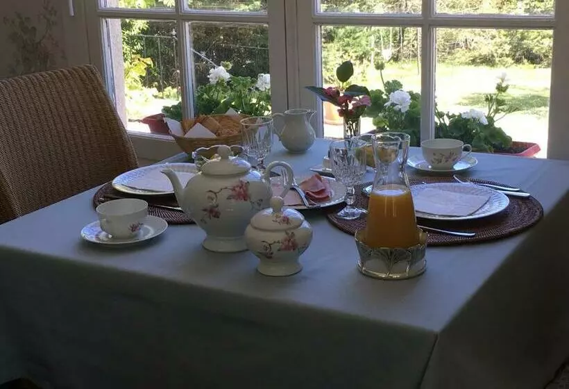 Aamiaismajoitus (B&B) Manoir De L Epine