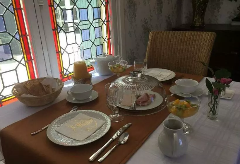 Aamiaismajoitus (B&B) Manoir De L Epine