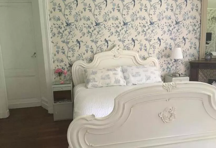 Aamiaismajoitus (B&B) Manoir De L Epine