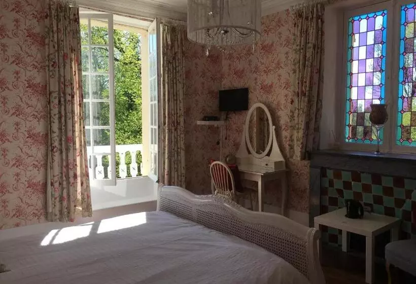 Aamiaismajoitus (B&B) Manoir De L Epine