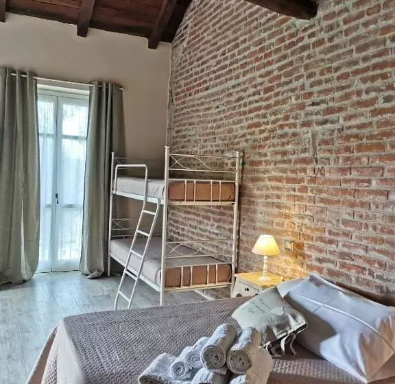 ホテル Agriturismo Airale