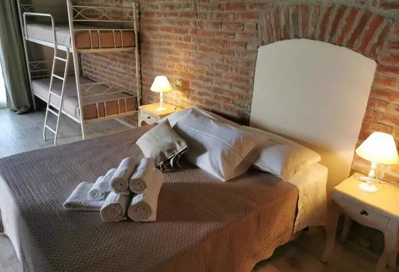 ホテル Agriturismo Airale