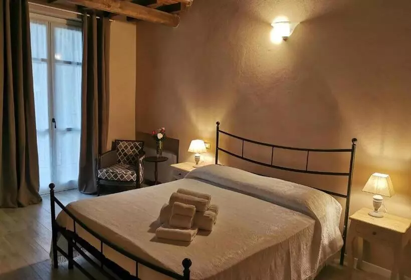 ホテル Agriturismo Airale