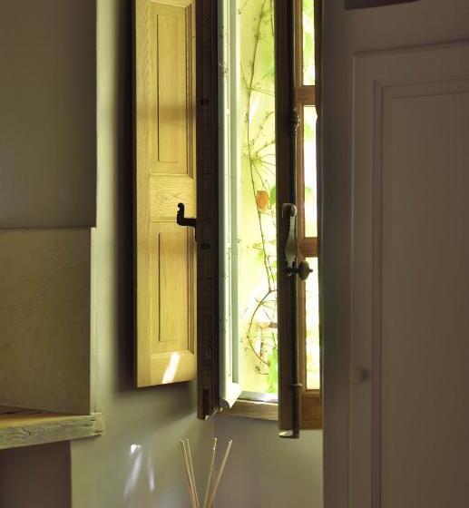 ホテル La Maison De Lourmarin