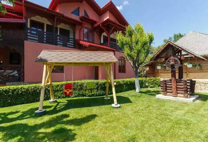 Majatalo Casa Dintre Munti Karina