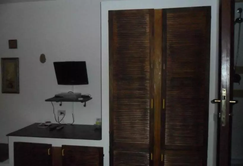 Bed and Breakfast Alla Finestra Sul Parco