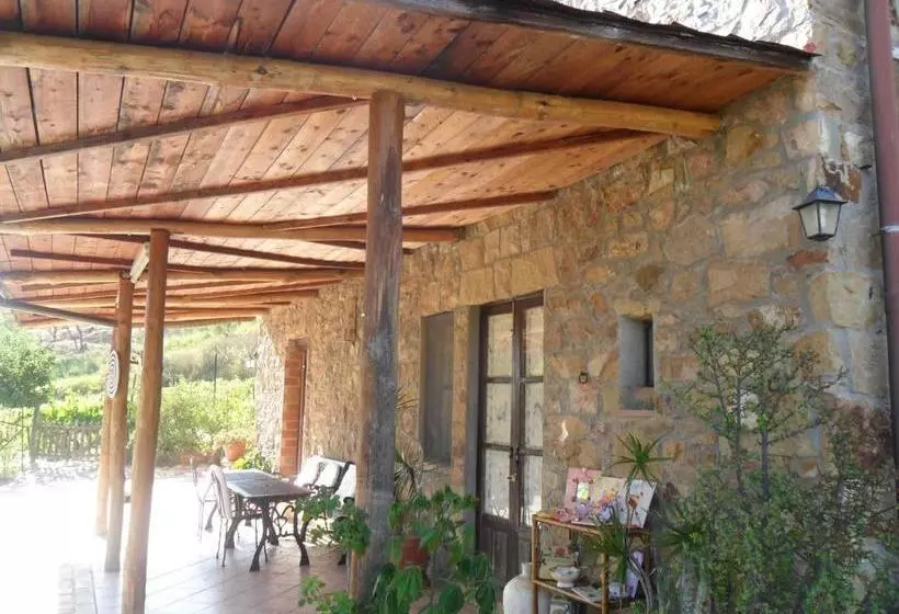 Bed and Breakfast Alla Finestra Sul Parco