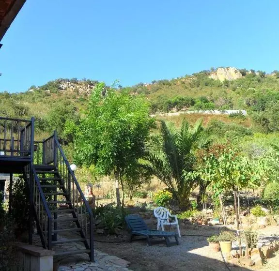 Bed and Breakfast Alla Finestra Sul Parco