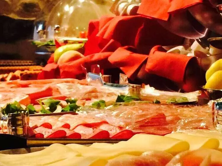 تختخواب و صبحانه In Riva Al Lago