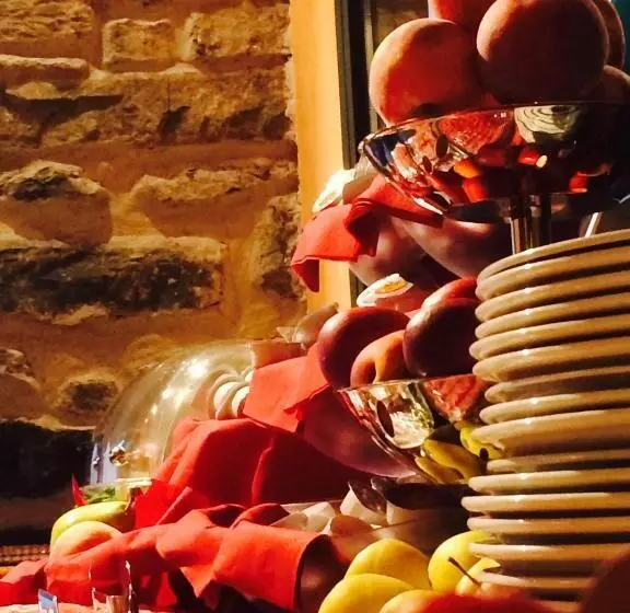 تختخواب و صبحانه In Riva Al Lago