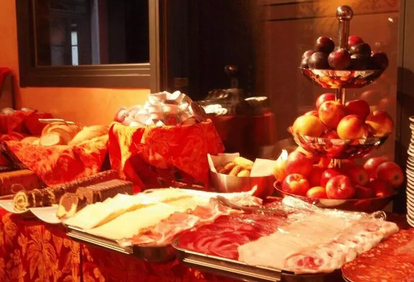 تختخواب و صبحانه In Riva Al Lago