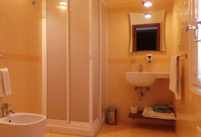 住宿加早餐  Pousada Noir