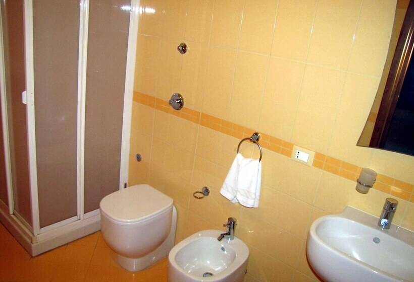 住宿加早餐  Pousada Noir